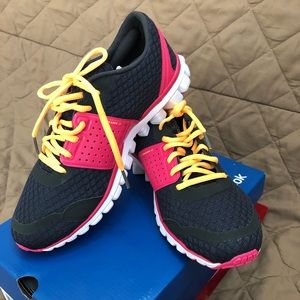 Reebok Running shoes sz 8.5